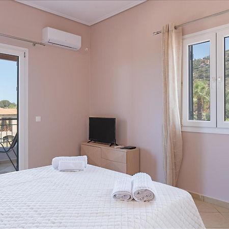 Spiros House Apartment Svoronata Exterior photo