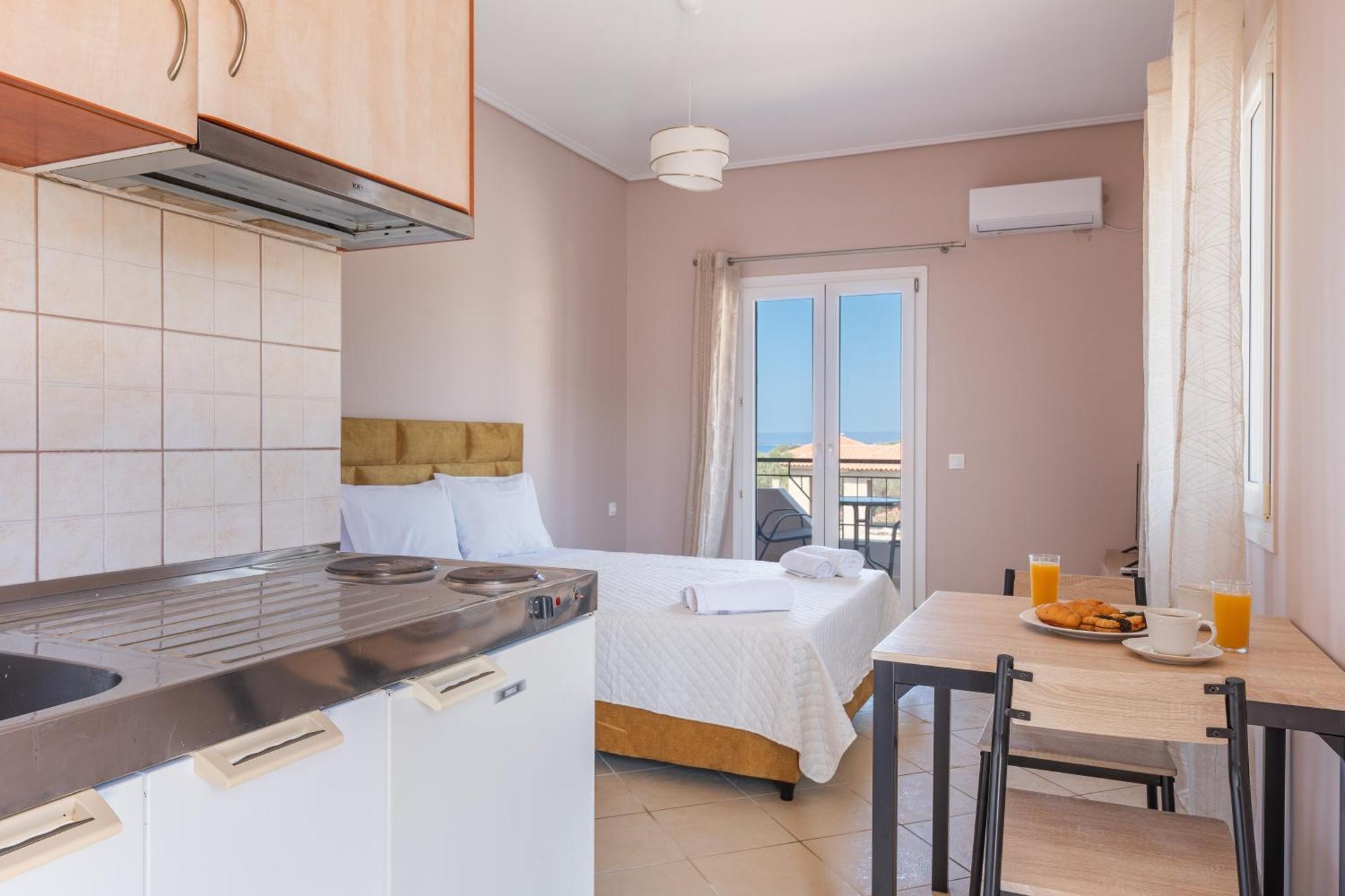Spiros House Apartment Svoronata Exterior photo